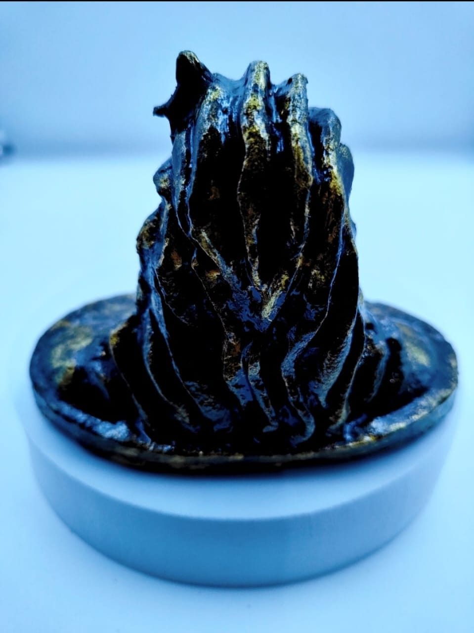 /storage/photos/1/Products/Sacred Cow Dung/5fdf48fe-489c-43e4-a5bd-24f065930bd8.jpeg